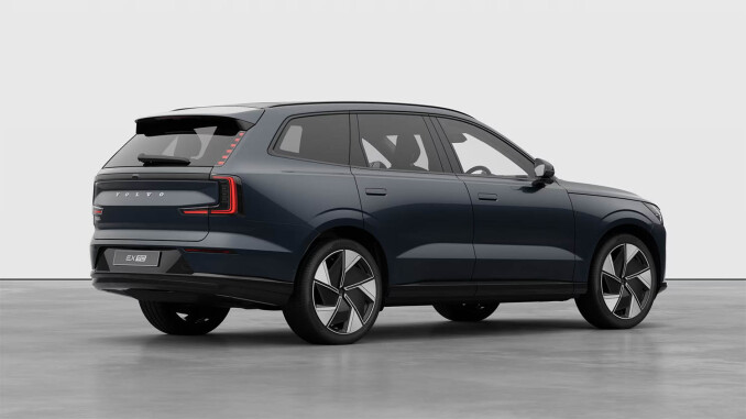 Volvo EX90 380kW Twin Motor Performance Ultra 111kWh 5dr Auto Electric Estate - Image 3